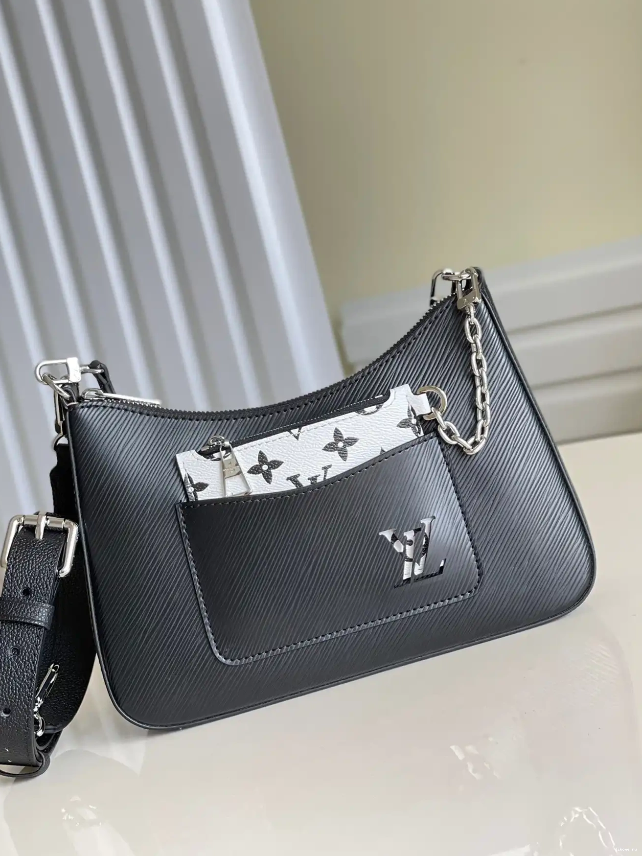LOUIS VUITTON MARELLE 0701